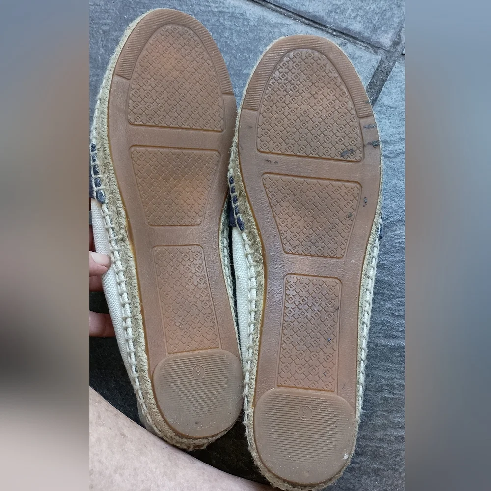 Tory Burch Canvas Espadrilles 9M Cream Navy Gold